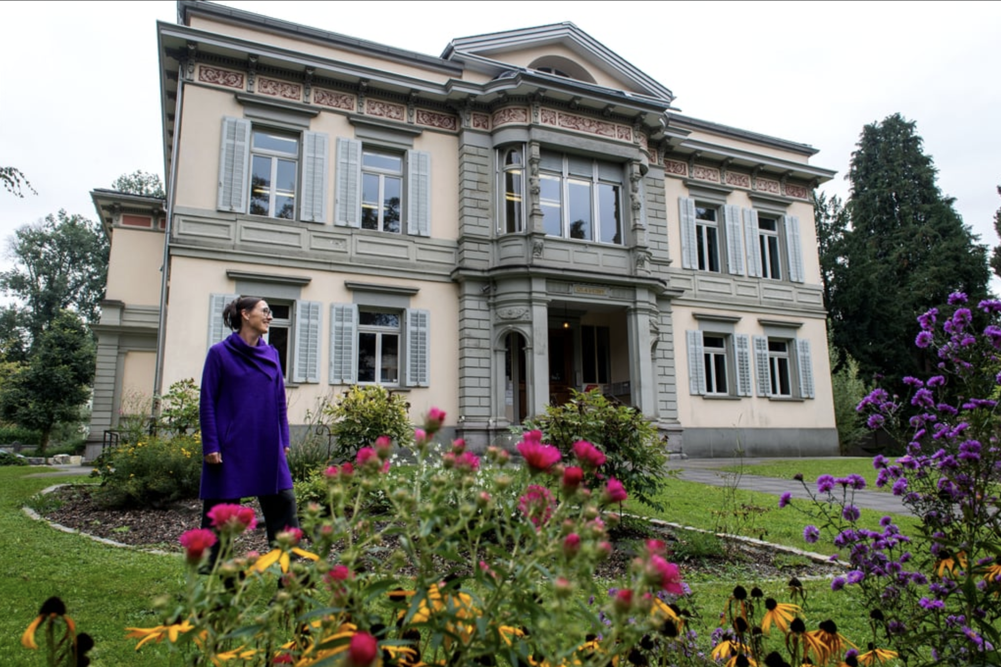  Frauen* im Zentrum, Rhynauerhof